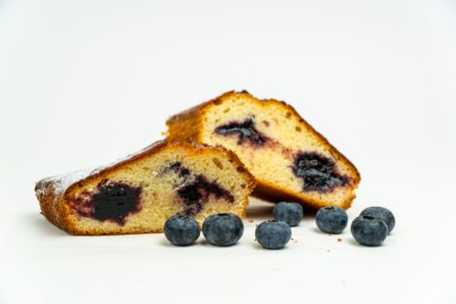 Bizcocho de yogur con arandanos - Imagen 2